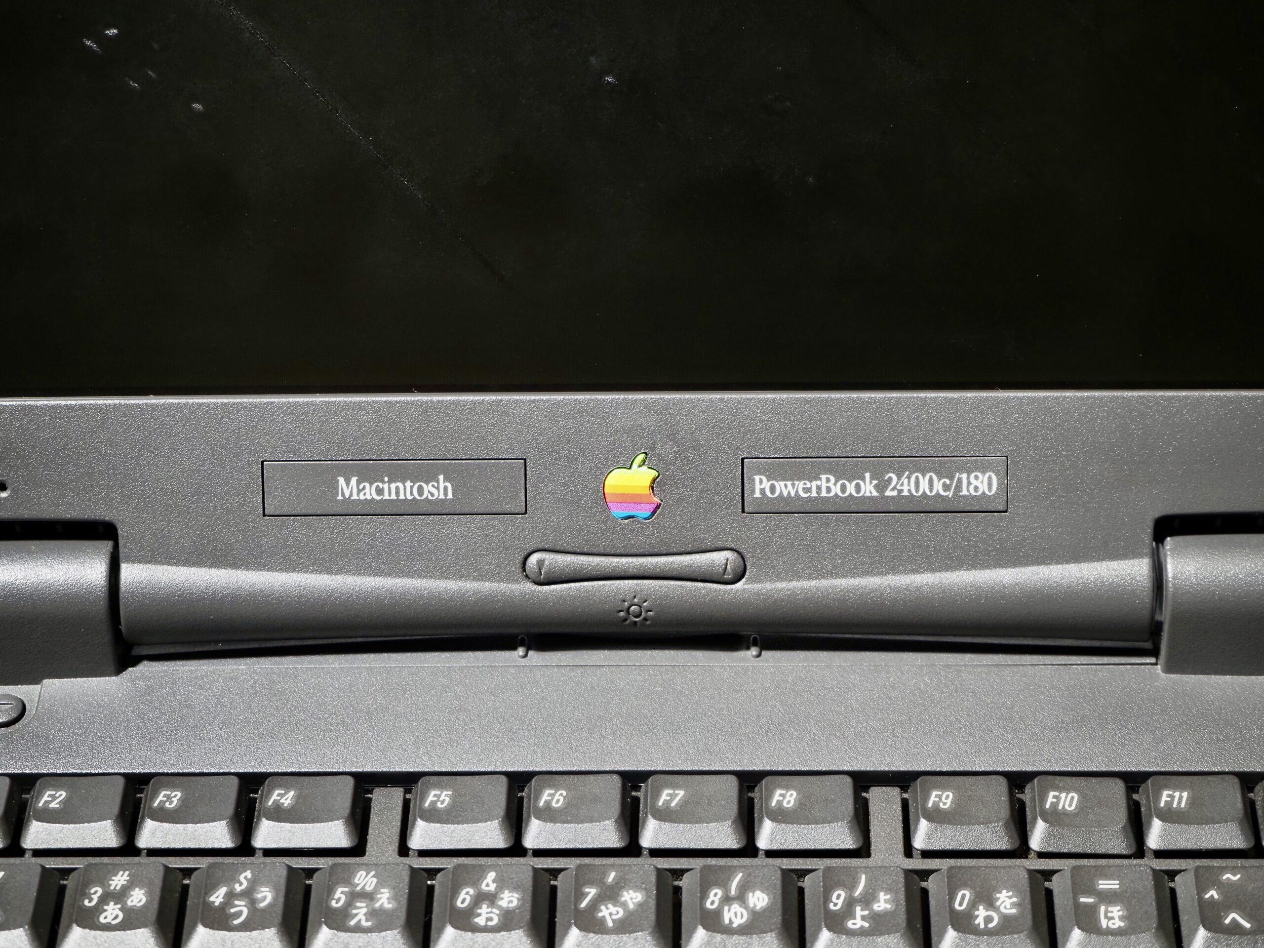 PowerBook2400c/180(1)